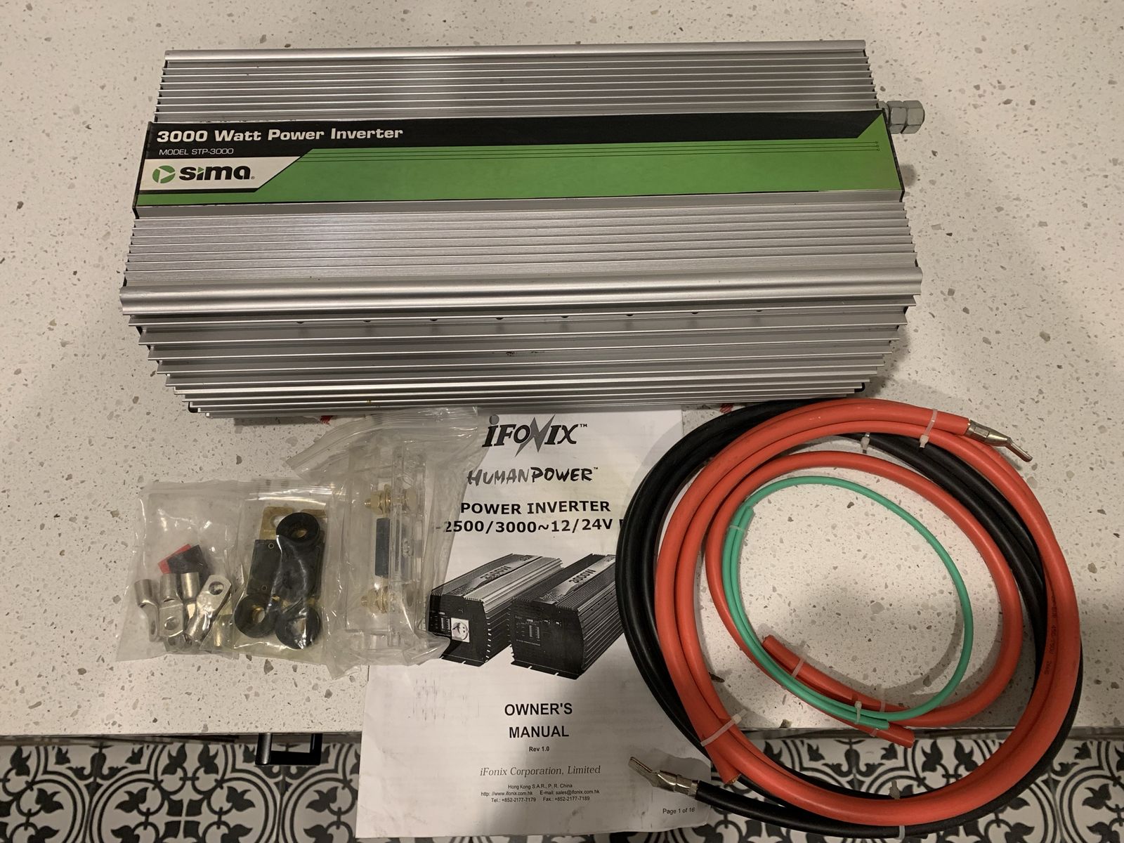 Sima STP-3000 3000 Watt Power Inverter 12V DC to 115V AC with Cables & Manual