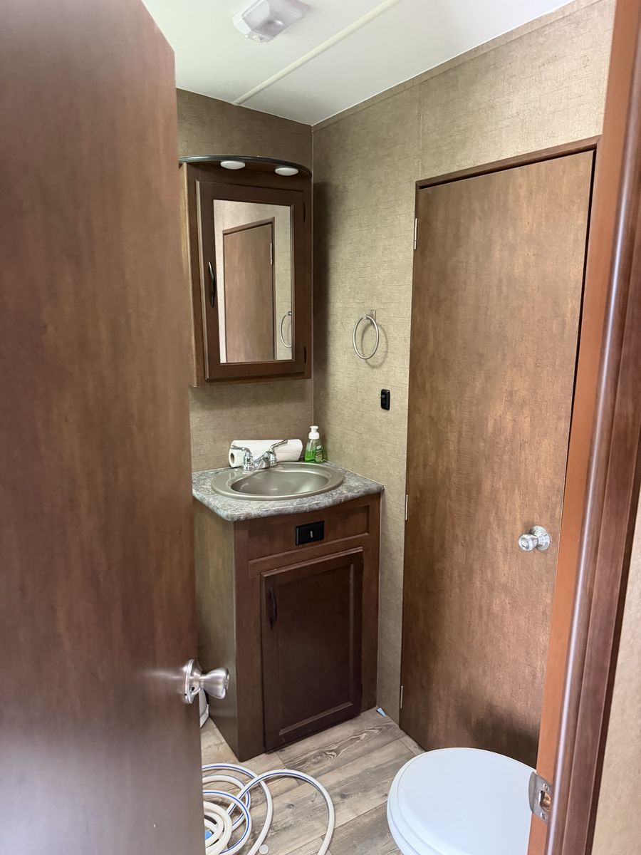 Main image 11