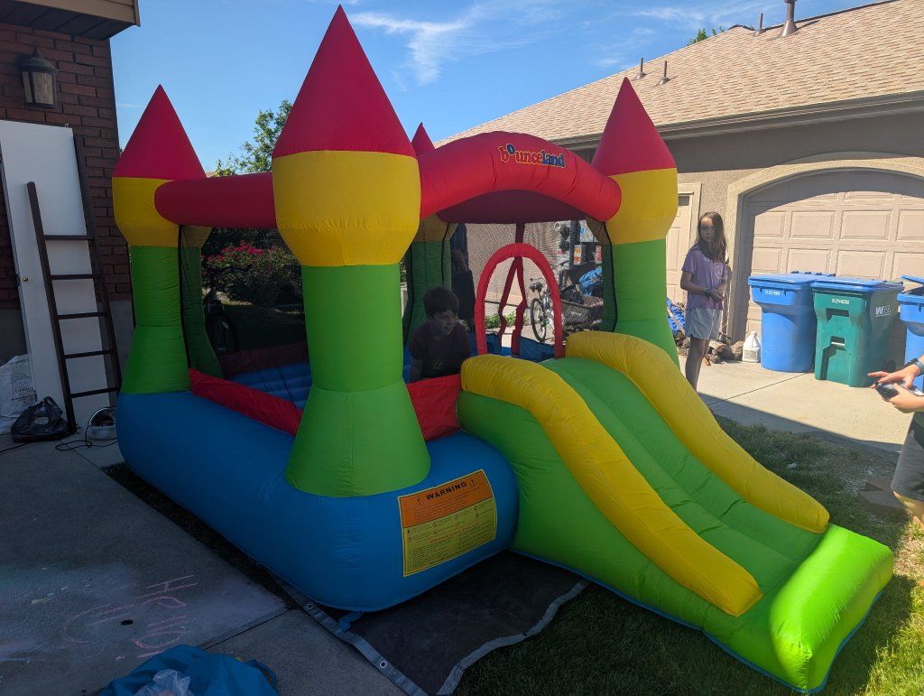Bouncy Castle - excellent condition
