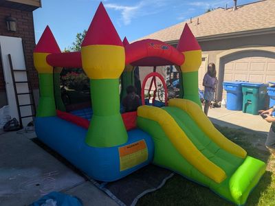 Bouncy Castle - excellent condition