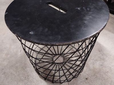 basket/stool