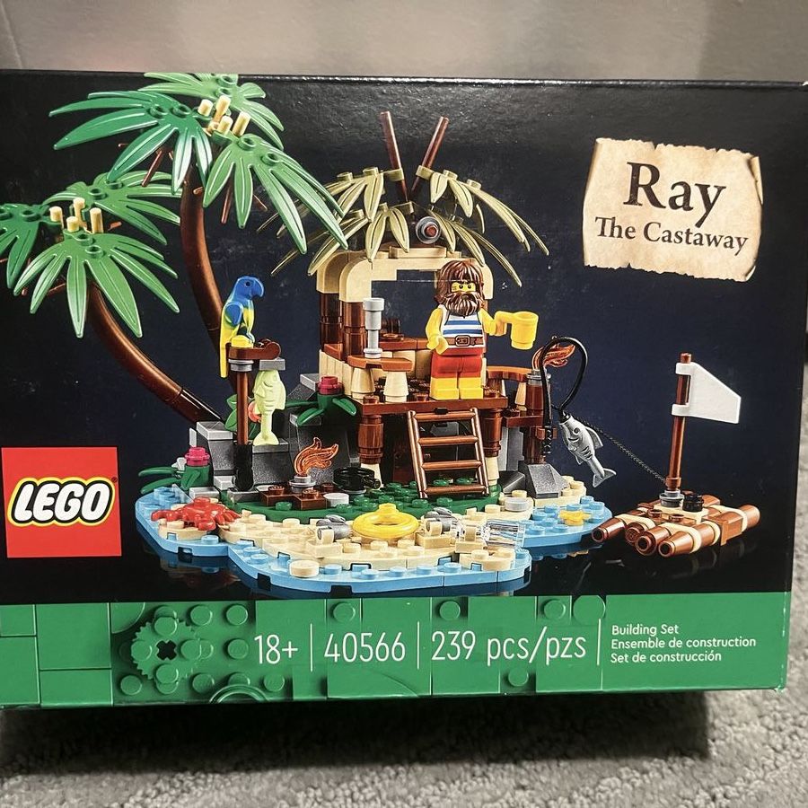 LEGO Ray The Castaway Set 40566 239 Pieces New Sealed Box