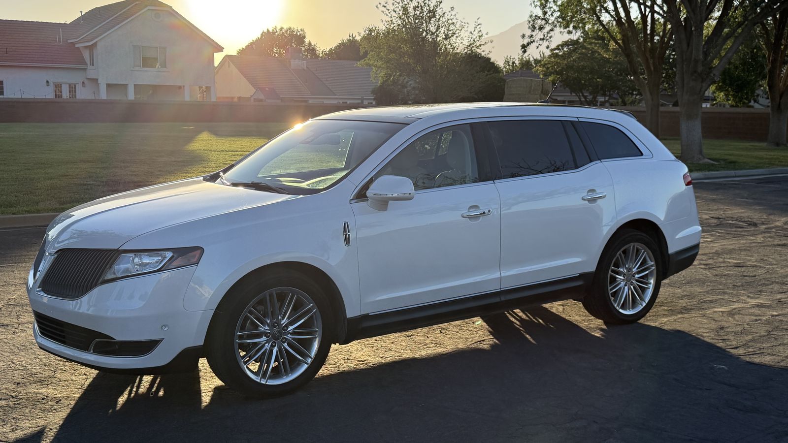2016 Lincoln MKT EcoBoost