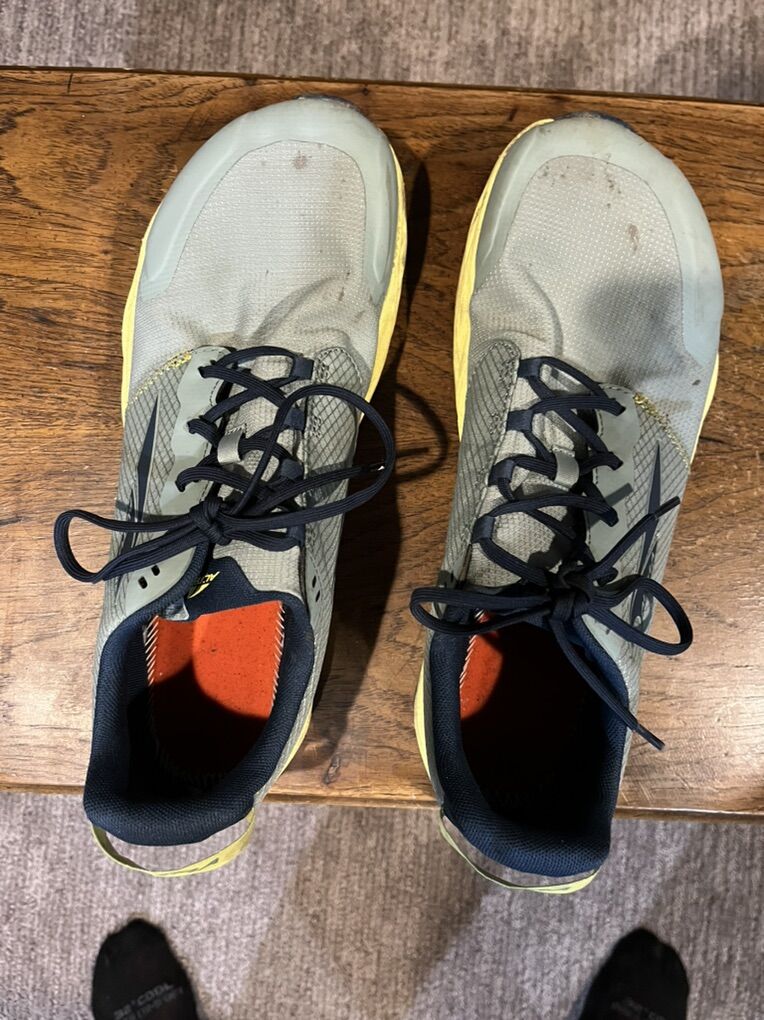 Altra Trail Runners Mens Size 12