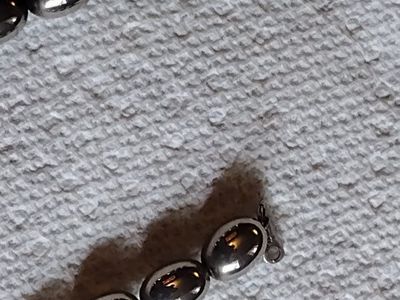 Elegant vintage sterling silver graduated ball bead 30 inch long necklace