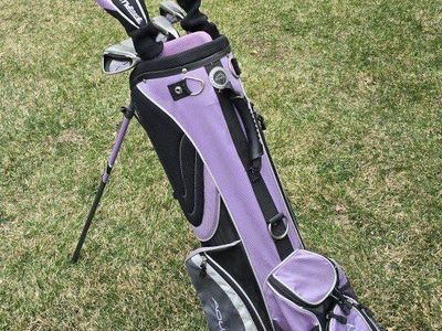 Acuity Golf Clubs Women's Set and bags