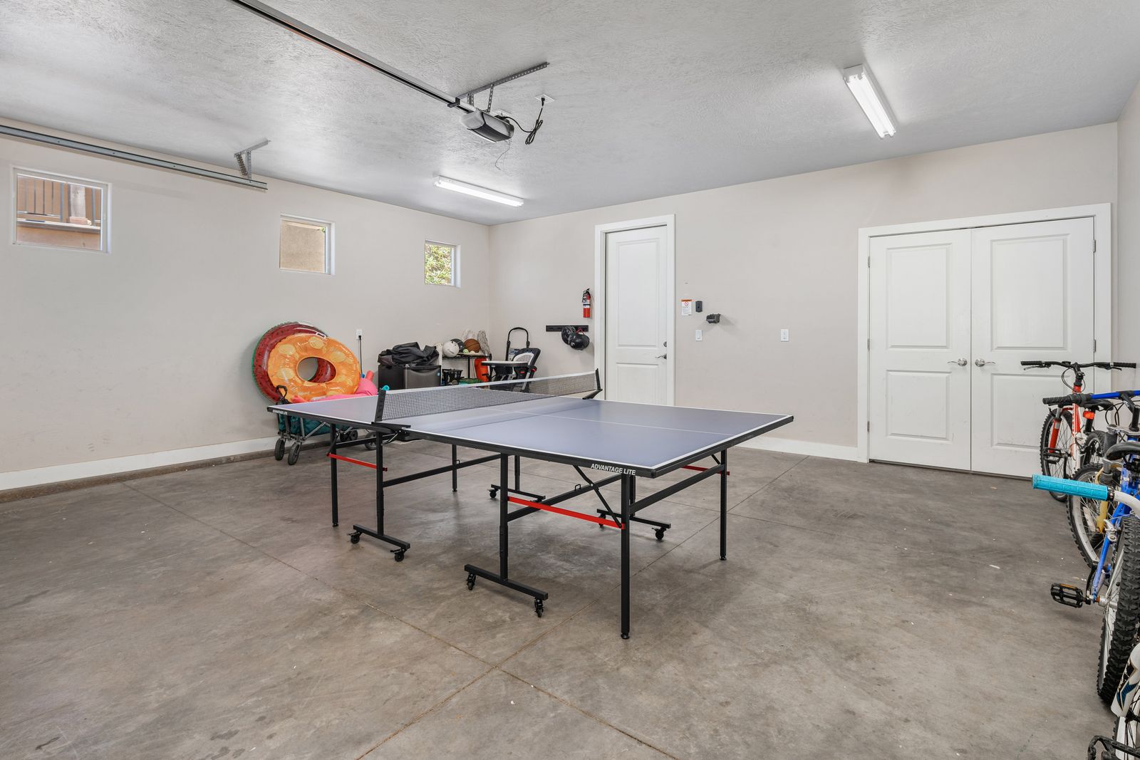 Main image 37