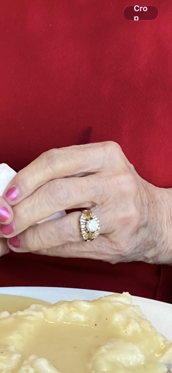 lost women's diamond ring