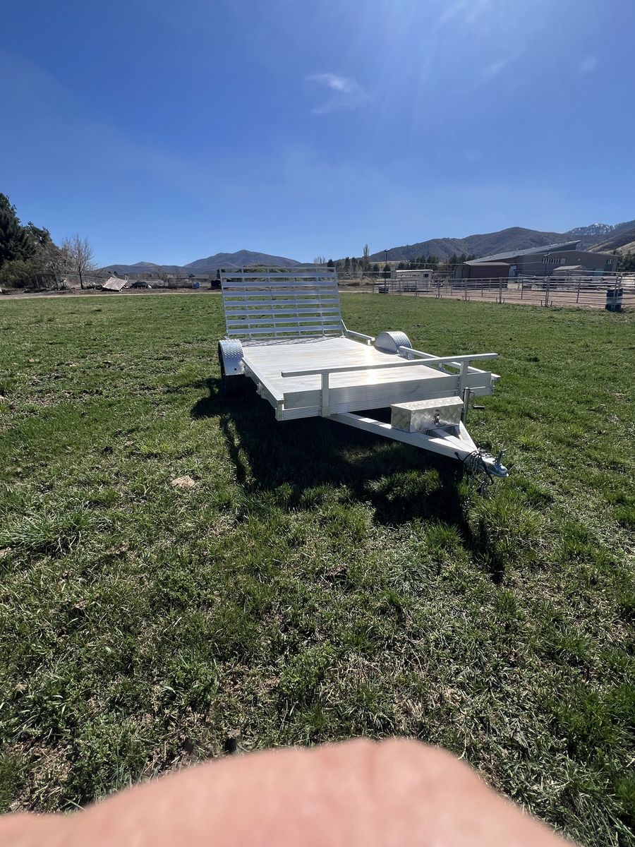 Aluminum Trailer  7 x 12