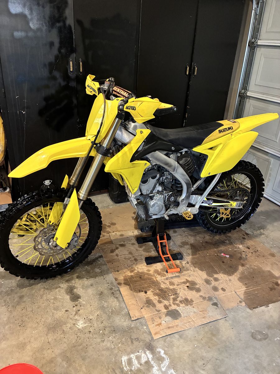 2017 RMZ250