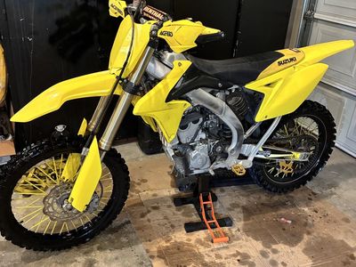 2017 RMZ250