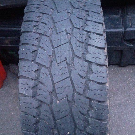 * Single LT285/75R16 Toyo Tire *