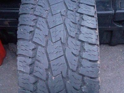 * Single LT285/75R16 Toyo Tire *