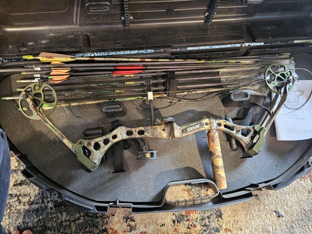 Bear Men's Compound Bow