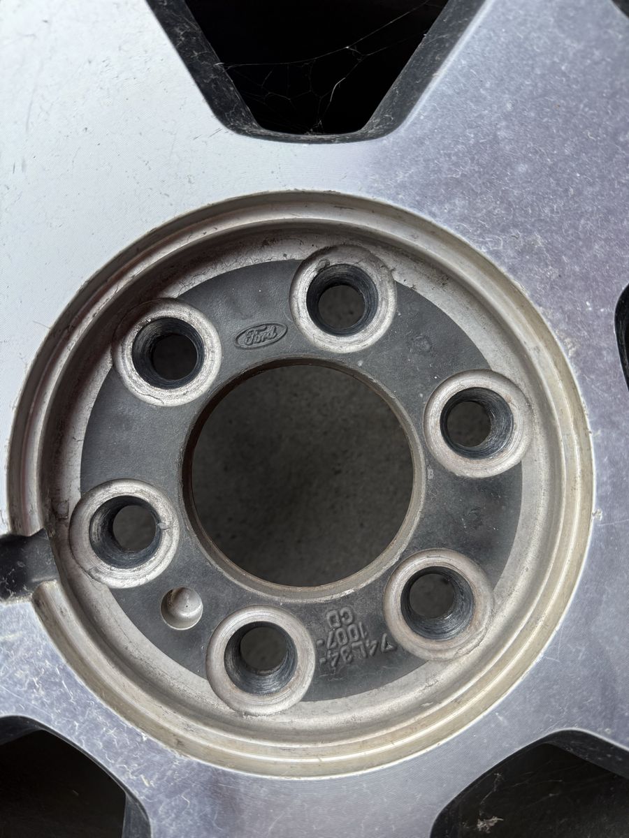 Main image 5