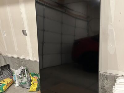 85 Inch Samsung Smart Tv (mount Included)