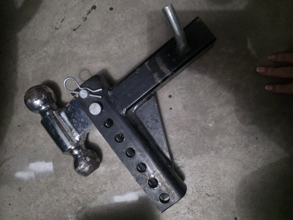 10,000 LB Heavy Duty Adjustable Drop Hitch – Dual