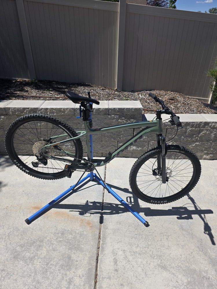 Kona Cinder Cone Mountain Bike - Like New, Size L