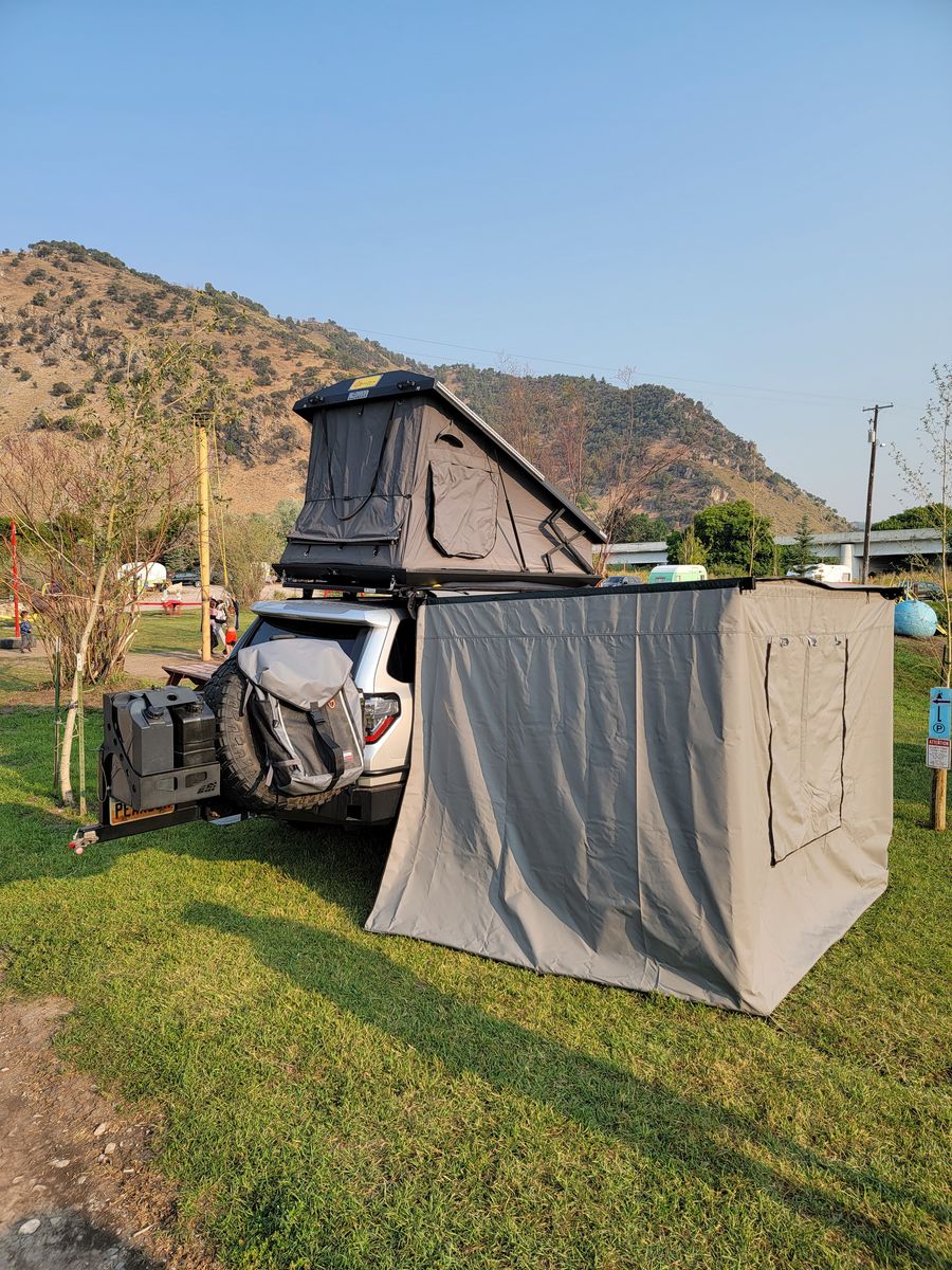 Eezi-Awn Stealth Roof Top Tent, K9 Rack, Swift Awning, Swift Wall kit, Shower Cube