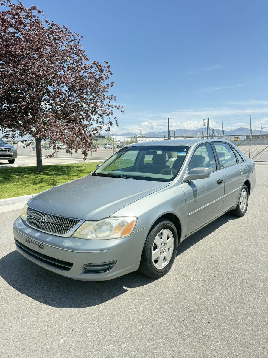 2002 Toyota Avalon XL