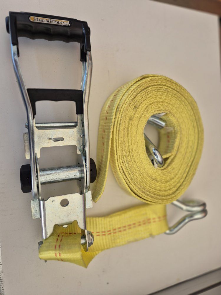 SmartStraps Heavy Duty Yellow Ratchet Tie Down Strap 3,333 lb Safe Working Load Limit
