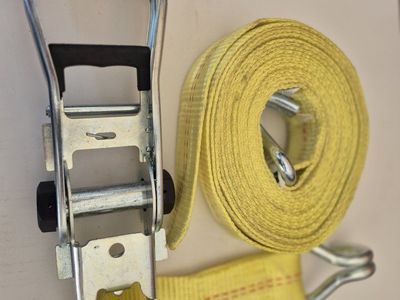 SmartStraps Heavy Duty Yellow Ratchet Tie Down Strap 3,333 lb Safe Working Load Limit
