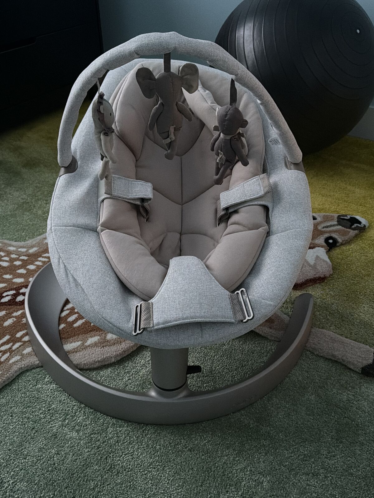 Nuna Leaf Grow Baby Seat Rocker