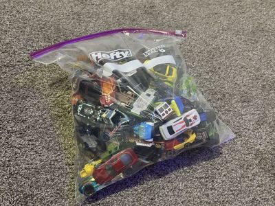 Jumbo Bag of Hotwheels