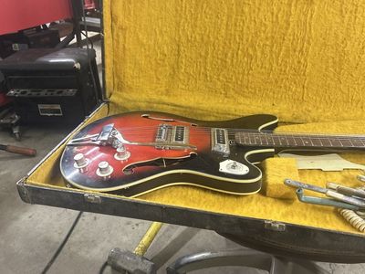 Vintage Sunburst Hollow Body Electric Guitar with Hard Case