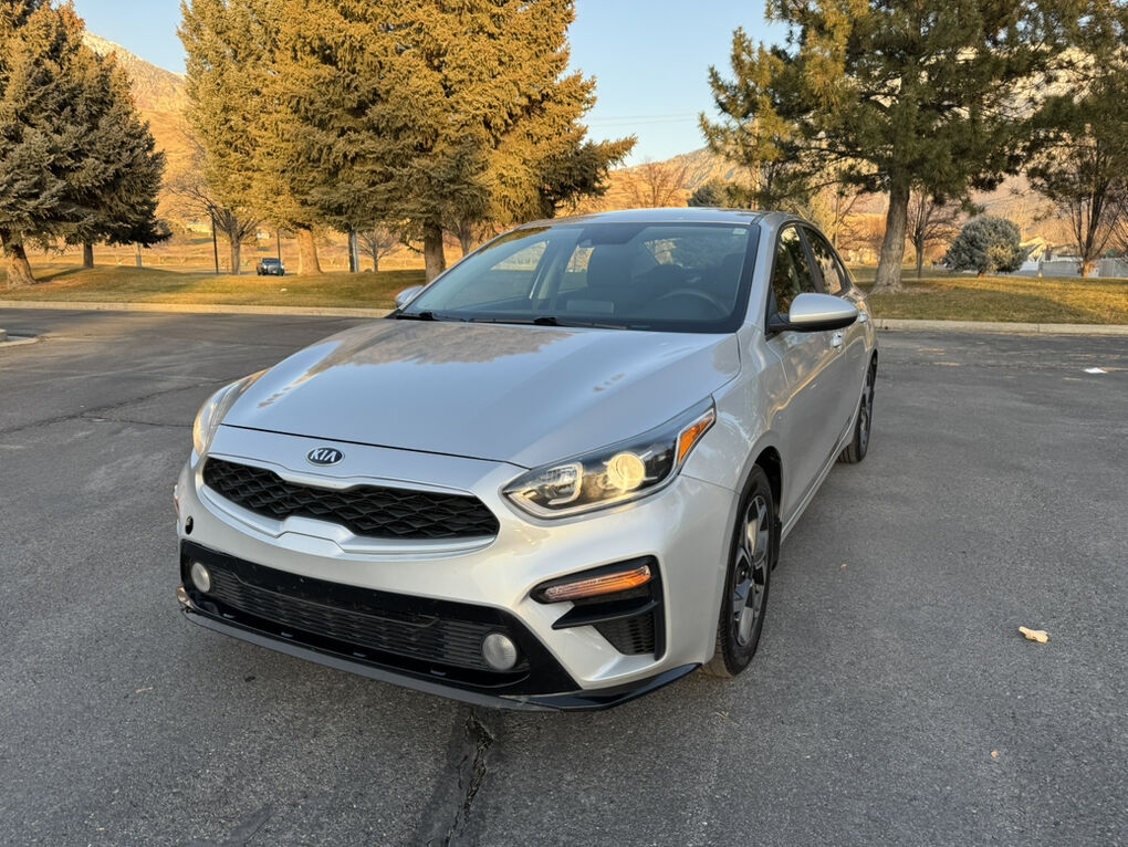 2019 KIA FORTE LXS
