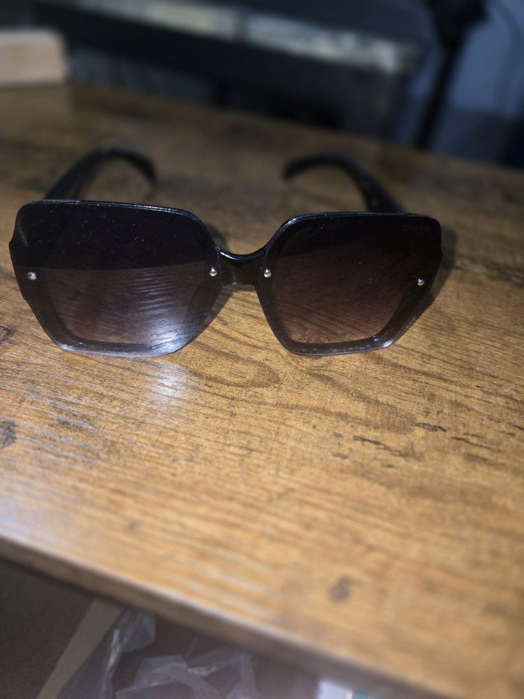 chanel sunglasses made in italy
