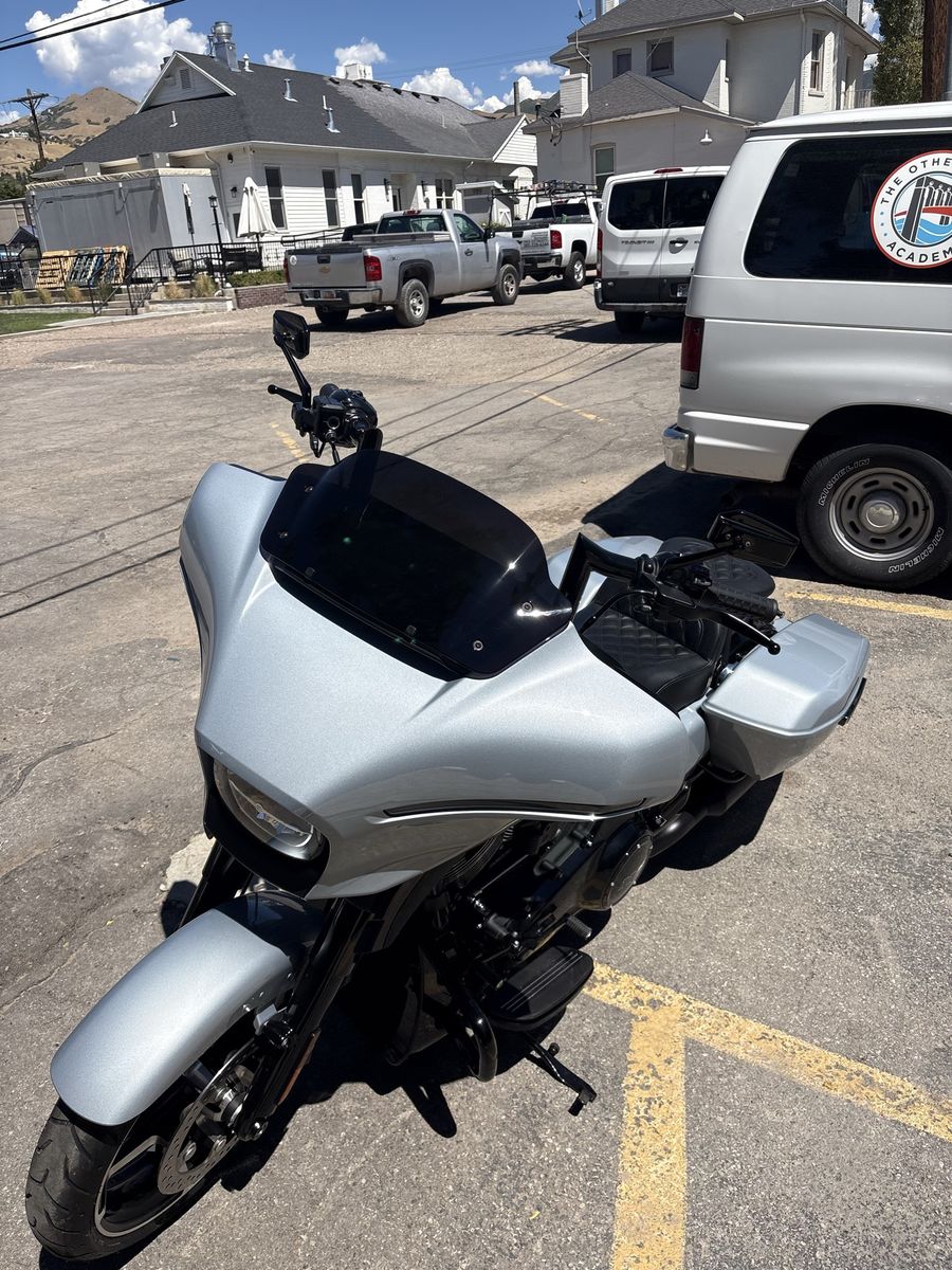 2024 Street Glide Visor