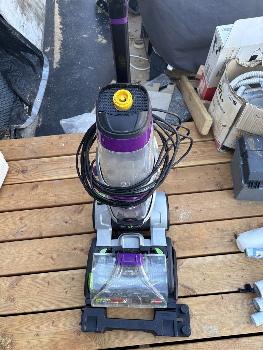 Bissell Carpet Cleaner ProHeat 2x Revolution Pet Pro
