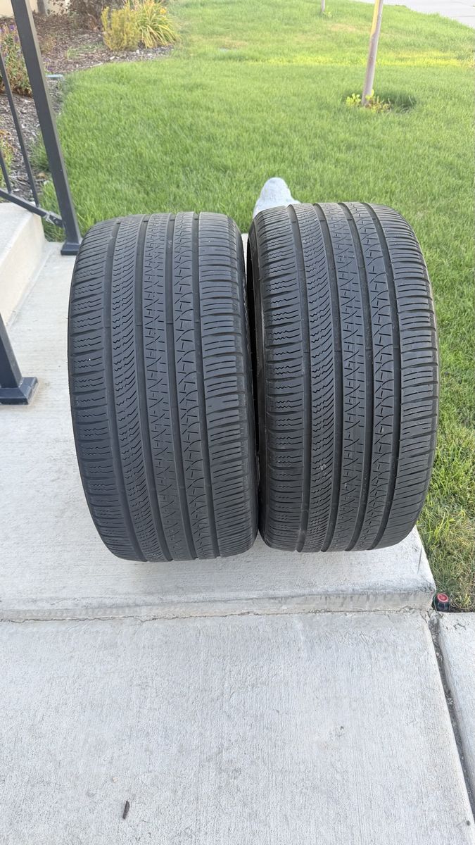 275/35R20 Pirelli Pzero all seasons