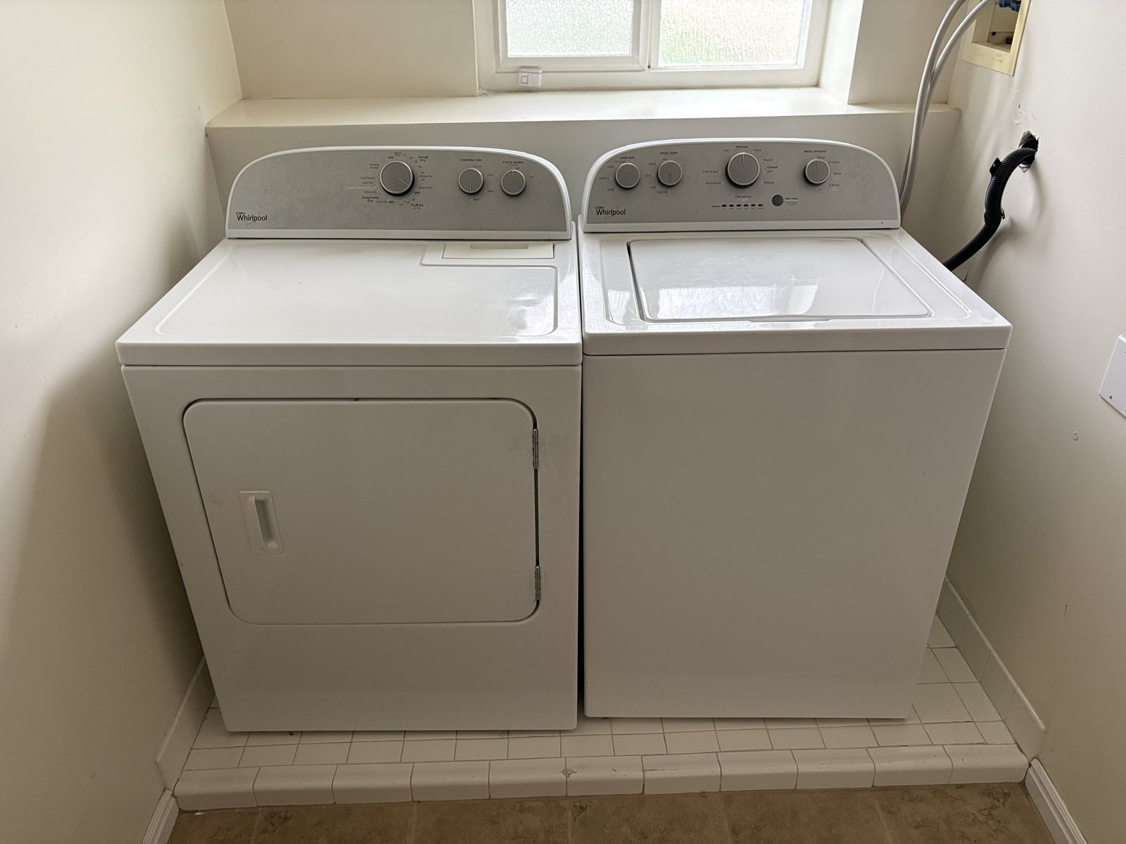 Whirlpool washer dryer set
