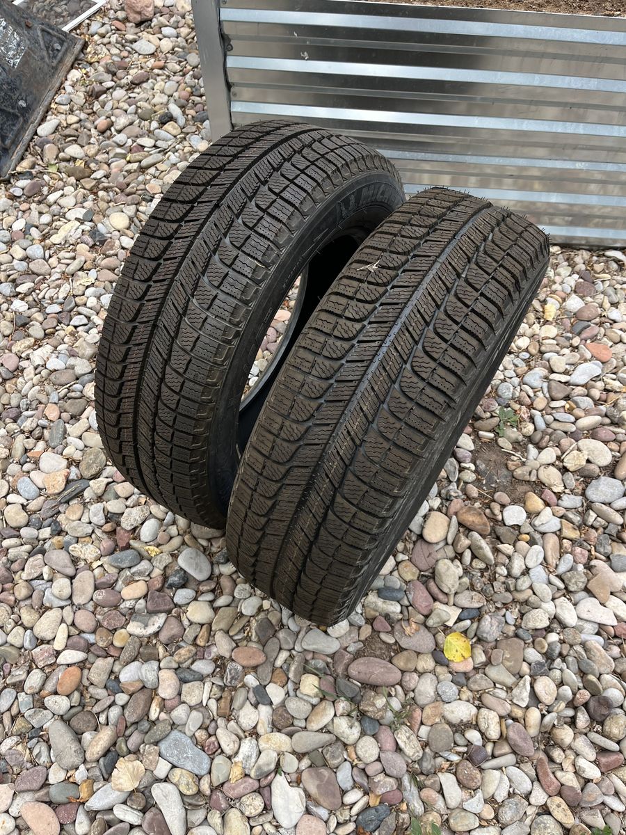 Tire 215/60R16 Michelin X-ice