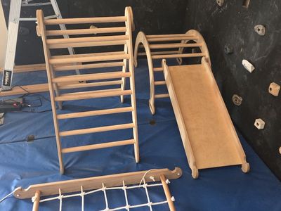 Wooden climbing toys