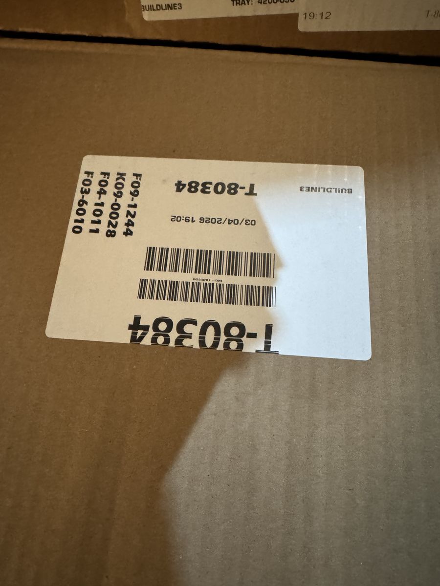 Retrax Pro XR W/Tslot 26 F350 Longbed