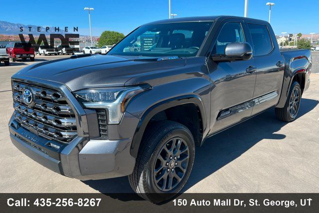 2023 Toyota Tundra Platinum HV