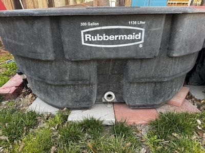 Water Troughs Rubbermaid