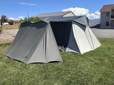 Kodiak Flexbow tent 10'x14'