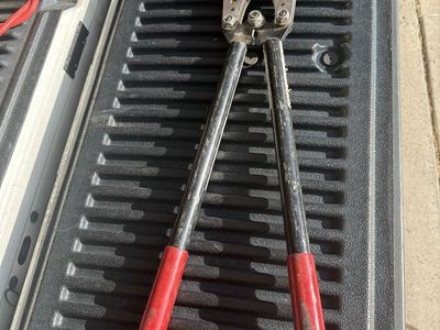 Used Burndy MRC840 Crimp Tool