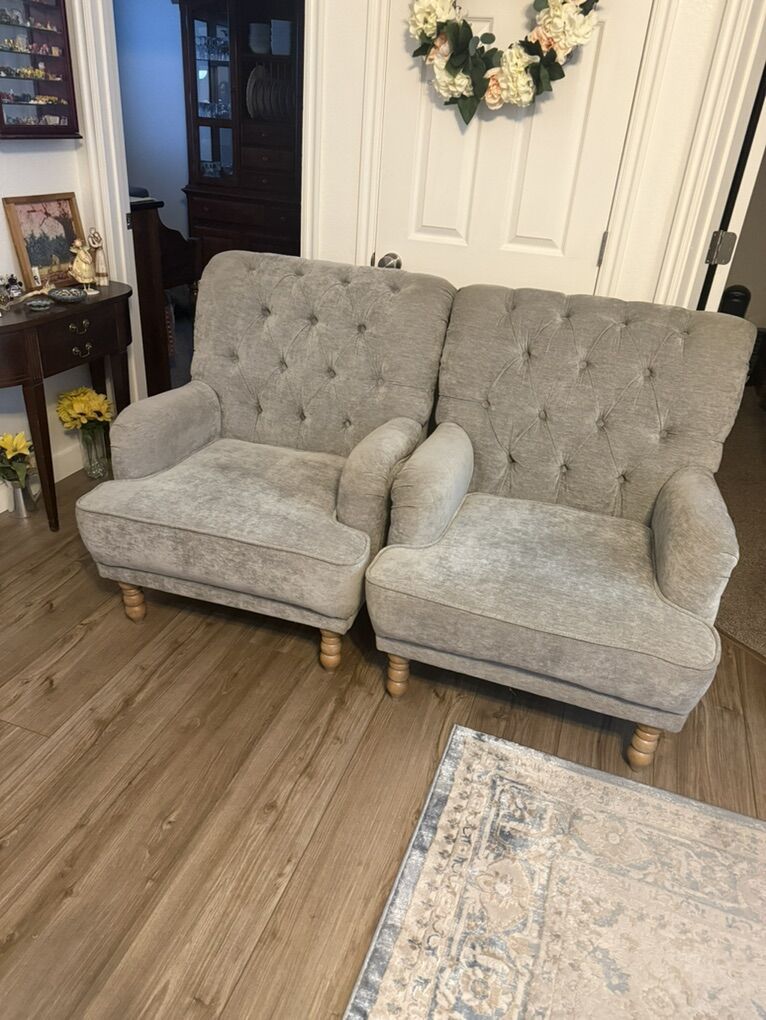 Living Room Accent Cars