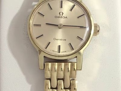 Ladies Vintage Omega Genève