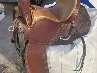 Trail saddle 15” Dakota