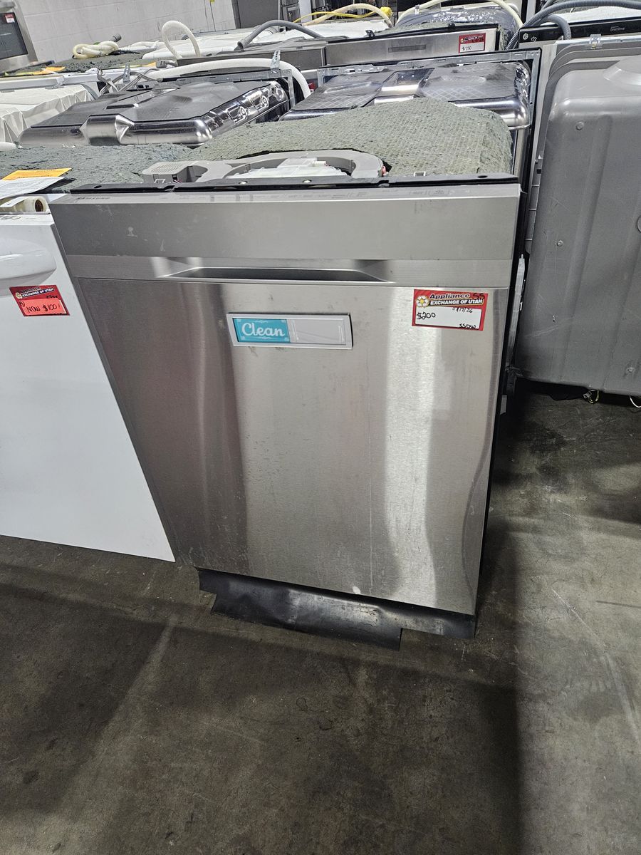 GE Appliances Stainless Steel Built-in Dishwasher - Used