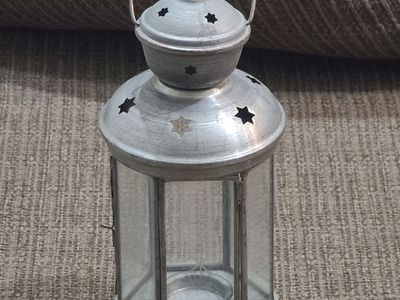 Decorative Star Metal & Glass Candle Lantern