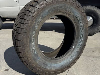 COOPER DISCOVERER AT3 LT 285/65R17