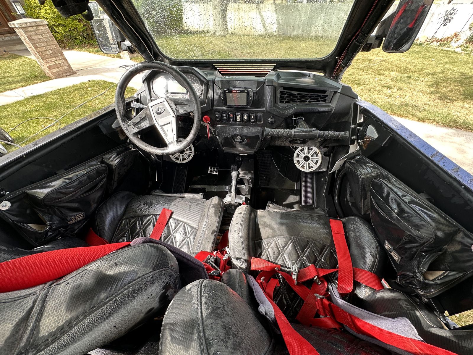 Main image 11