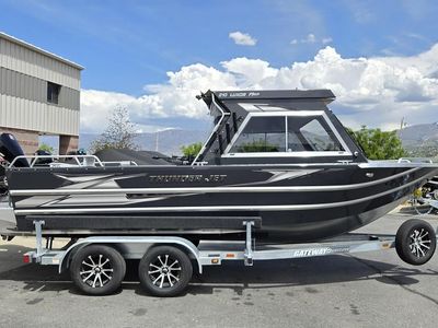2026 Thunder Jet 210 Luxor Pro